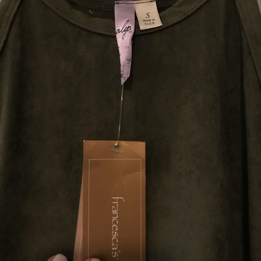 NWT Francesca’s Olive green flare dress - Picture 2 of 2